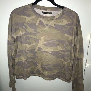Loose fit camo shirt